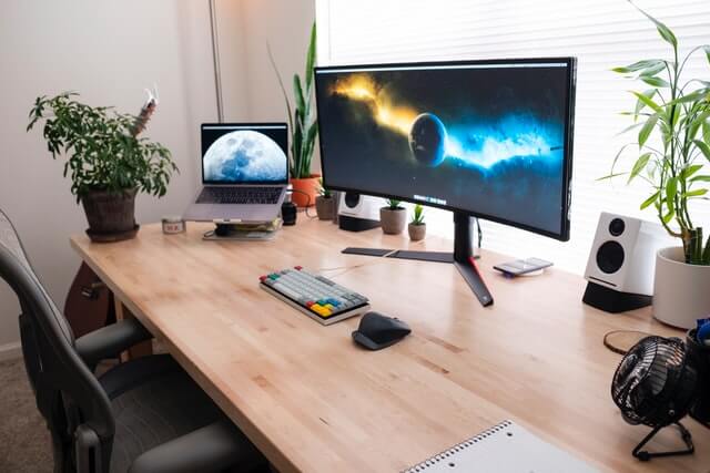 Portfolio office 1.jpg